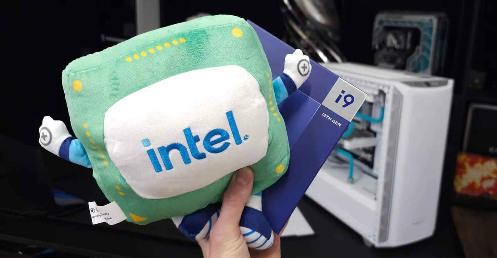 Giá bán của CPU Intel Gen 14 tăng CHÓNG MẶT tại thị trường nước ngoài, còn ở Việt Nam thì sao?